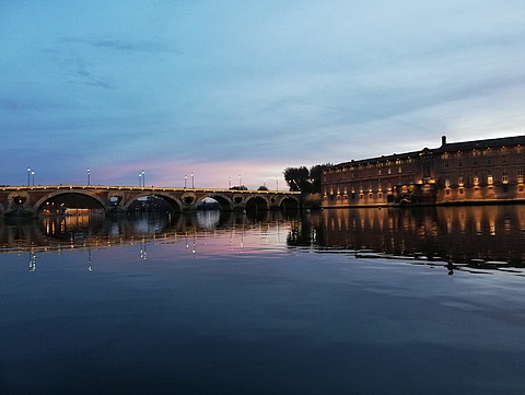 Toulouse, Brücke über die Garonne bei Nacht