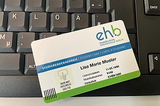 EHBCampuscard auf Tastatur