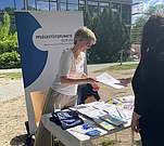 Beratung am Stand von Pflegestützpunkte e.V. Berlin