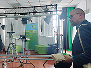 Rektor Prof. Dr. Schröer-Werner, EHB im Studio der KPH zusammen mit den Mitarbeitenden der IT